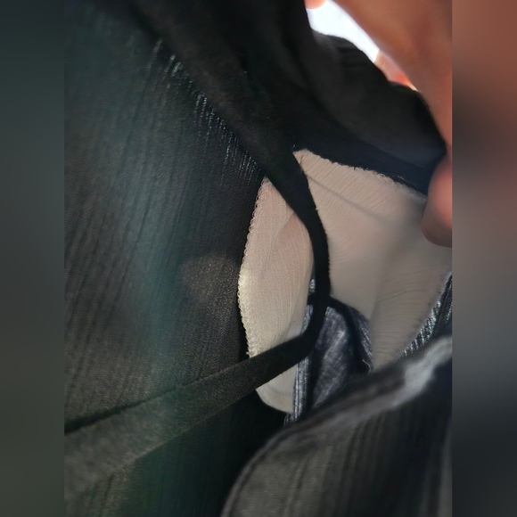 VINTAGE 80s black and white button up blouse - Picture 5 of 7